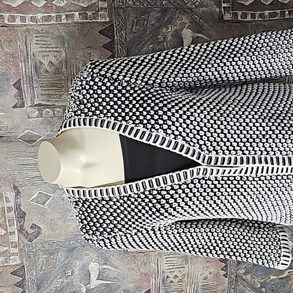 Chico's crochet Cardigan fringes honeycomb pattern Chico's Size 1 US size UA 8/M - Picture 5 of 13